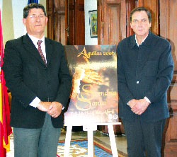 El alcalde junto al presidente del Cabildo